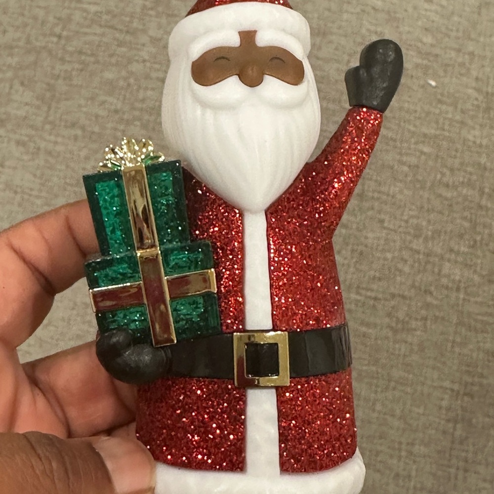 Festive Black Santa Claus Wallflower